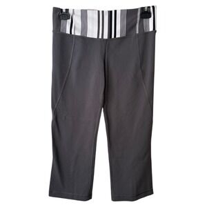 Lululemon Women's Dark Gray Size 6 Cropped Capri Leggings Activewear‎ Workout